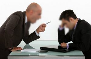 isveren-hakli-fesih-gecerli-fesih-farki